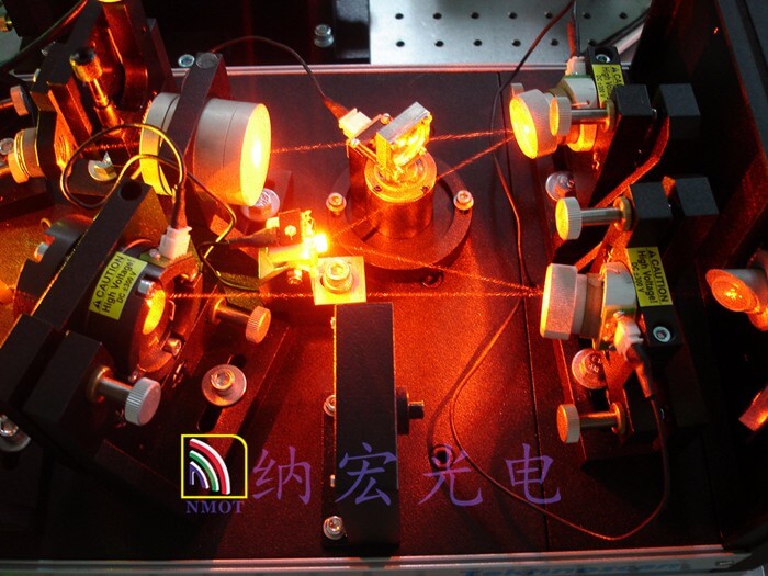 连续激光器